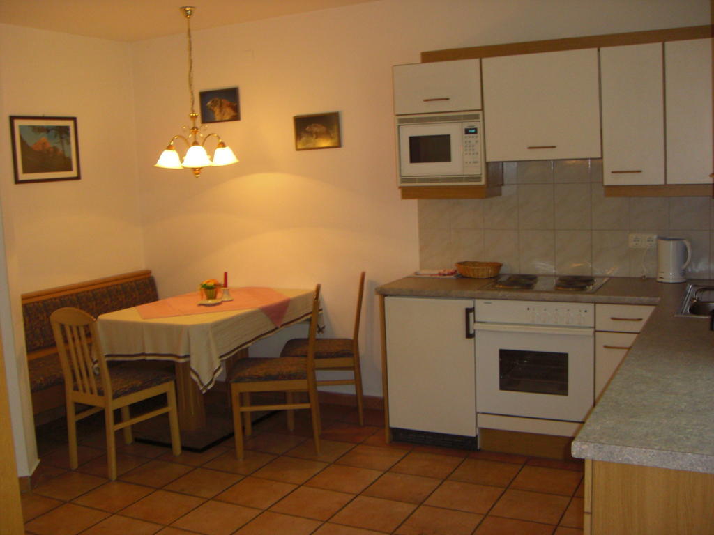Ferienhaeuser Thalbach Heiligenblut Ruang foto
